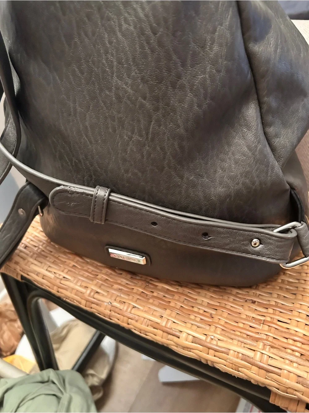 lululemon belt bag olive Everywhere 1L – T3 Endurance Sports Size:9' 7wt 4pc 790-4 Tackle Box Patent The adjustable belt can Meritt Gold Kitty Backpack